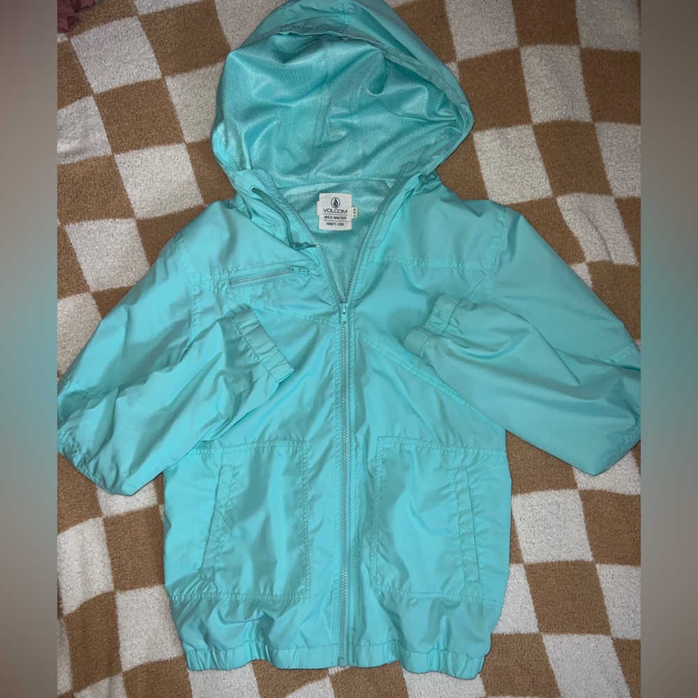 Volcom wind breaker